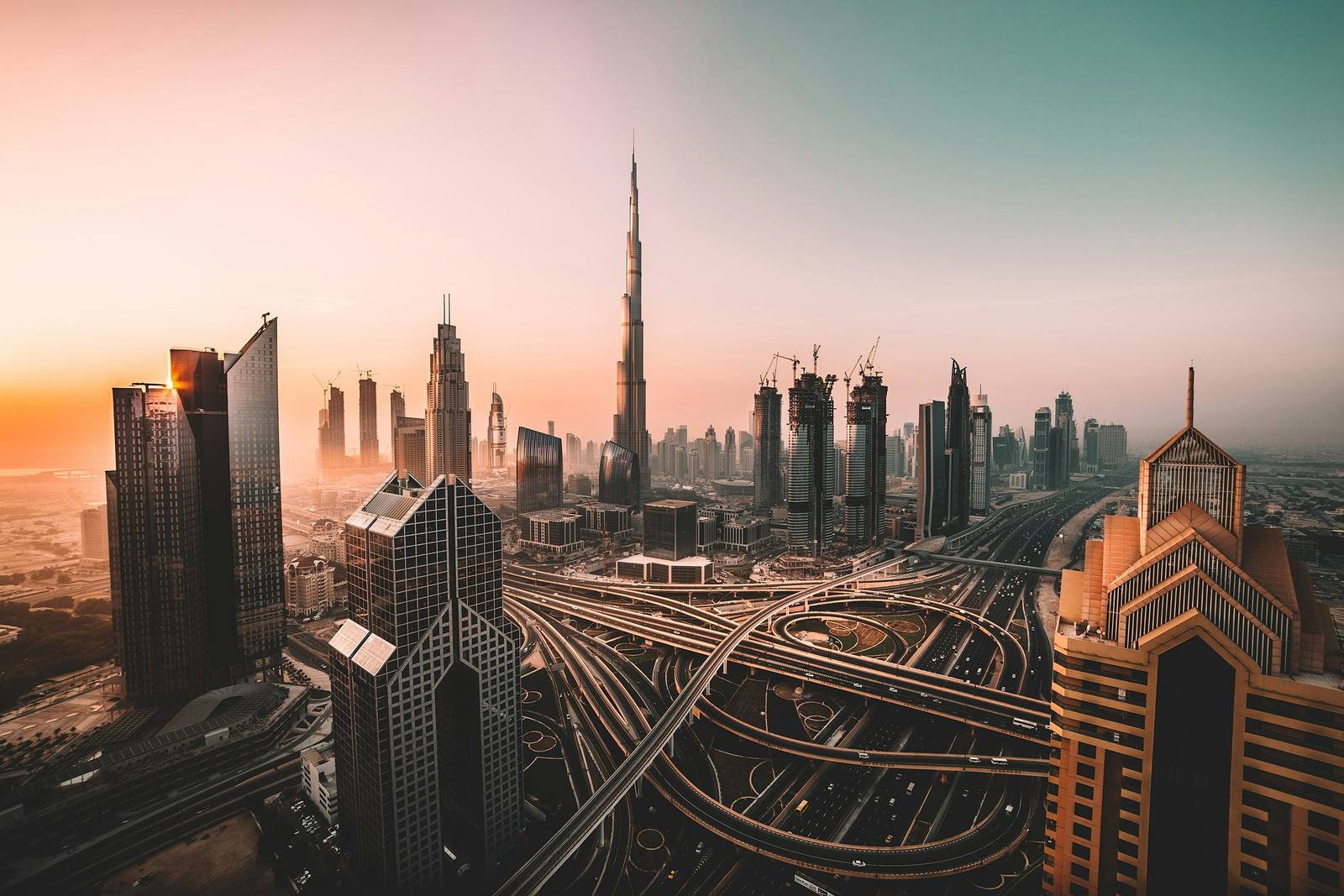 Dubai Luxury Escape — Dubai, Abu Dhabi