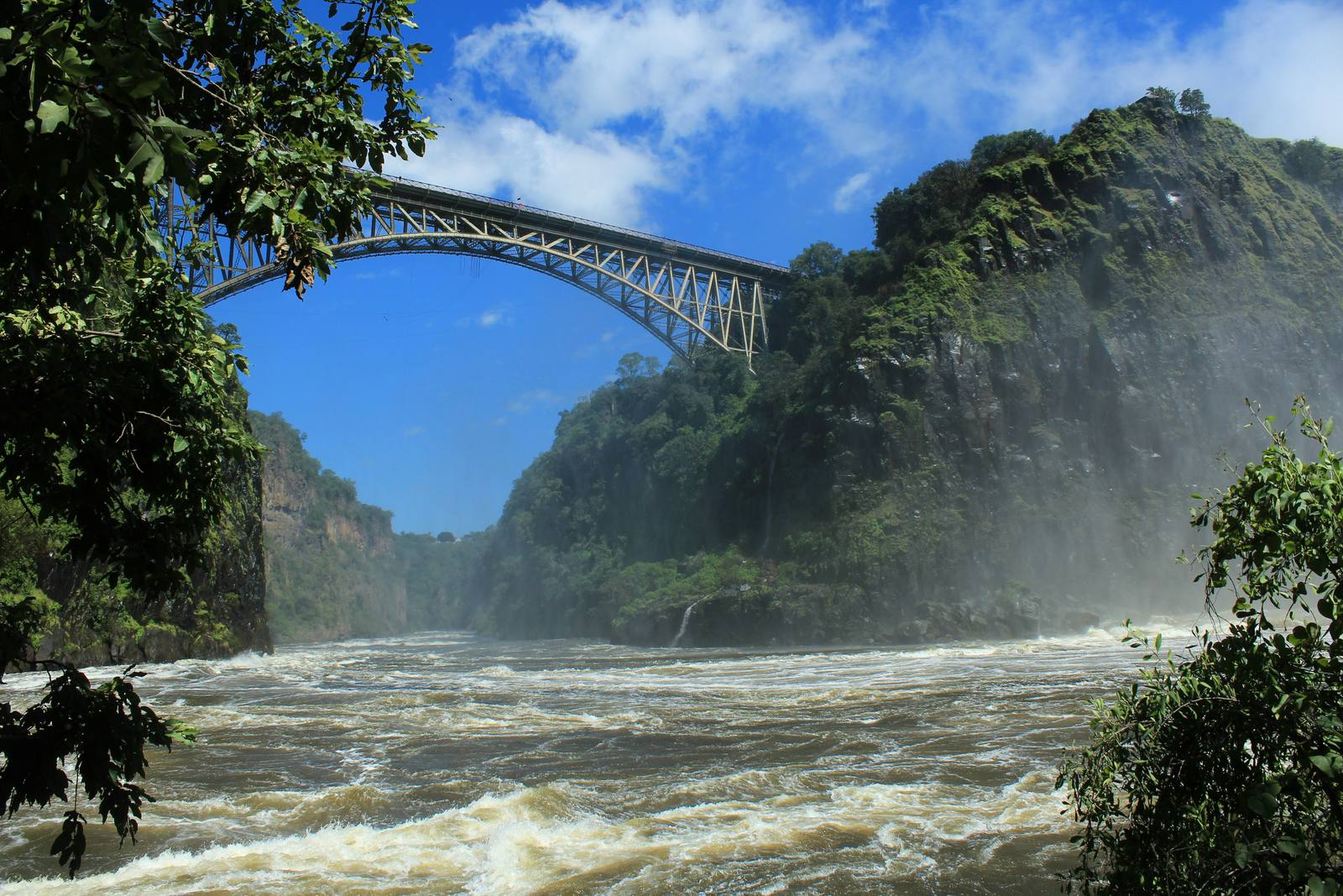 Zambia & Zimbabwe Victoria Falls — photo 2